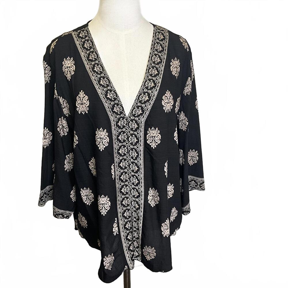 ChicMe Women's Size Large Black Floral BOHO Tunic Top Shirt Blouse V Neck